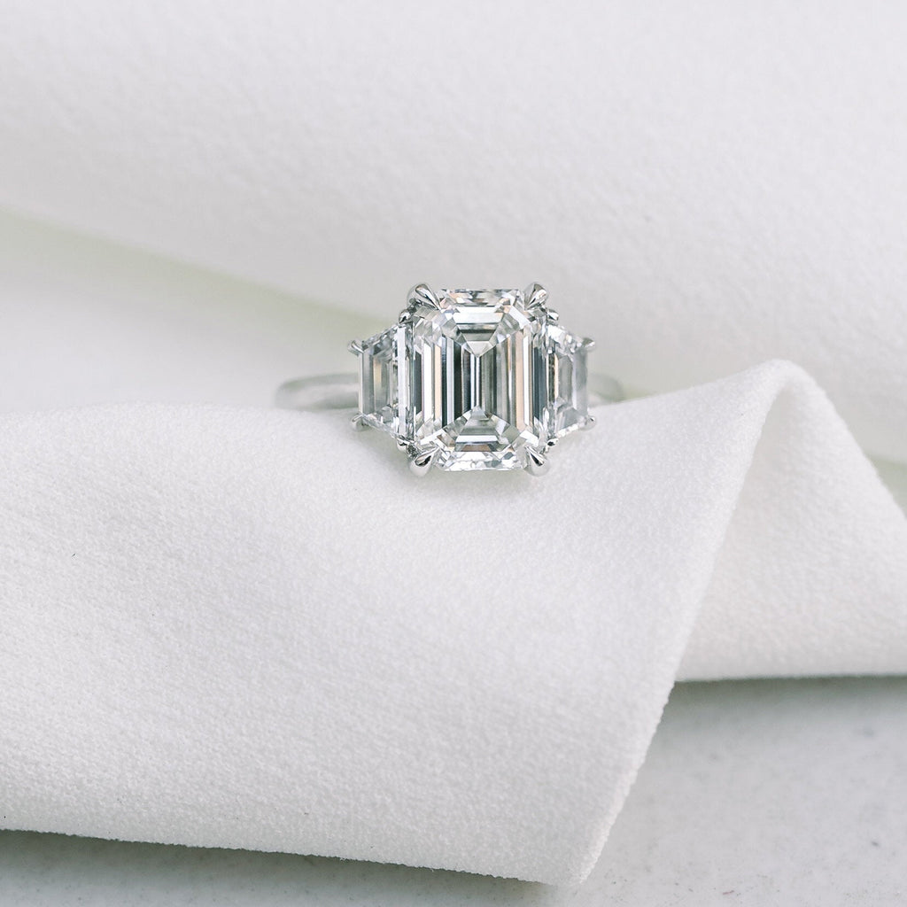 2.75 CT Emerald Moissanite Three Stones Engagement Ring