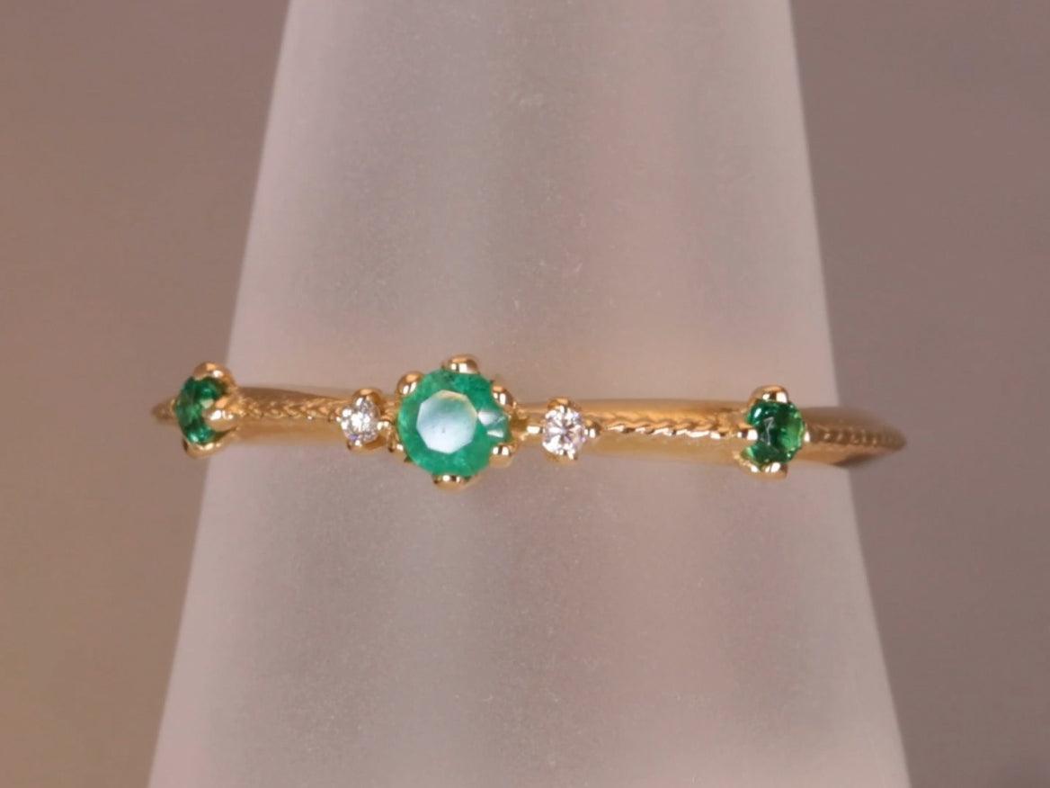 sofia round emerald diamond floral crown wedding band