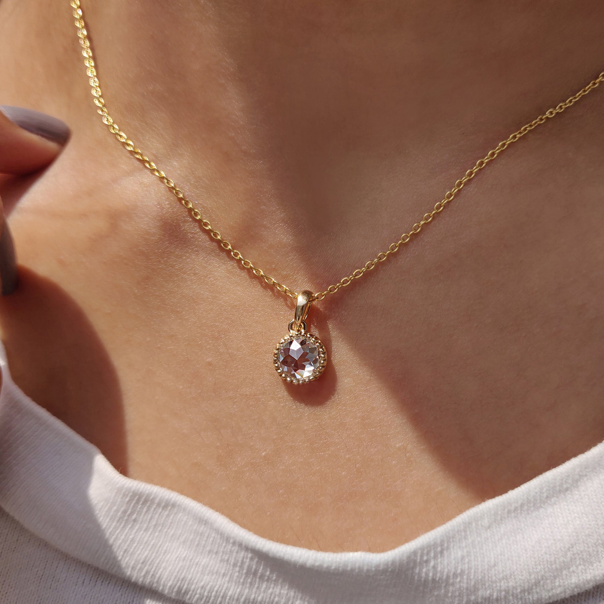 Round Rose Cut moissanite pendant In Solitaire style Image principale du produit