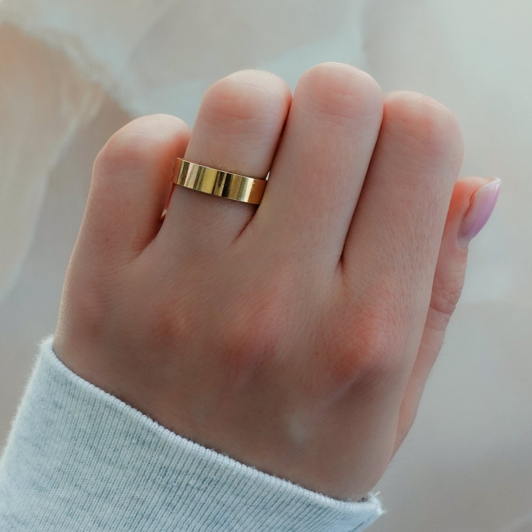 Finest Wedding Band (5mm)
