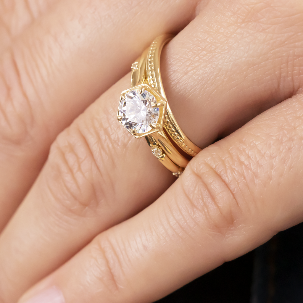 1.0 CT Round Cut Hexagon Style Solitaire Moissanite Engagement Ring