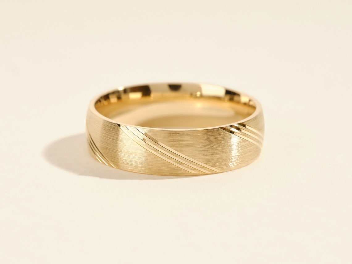 Man's Wedding brushed or matte finish Style
