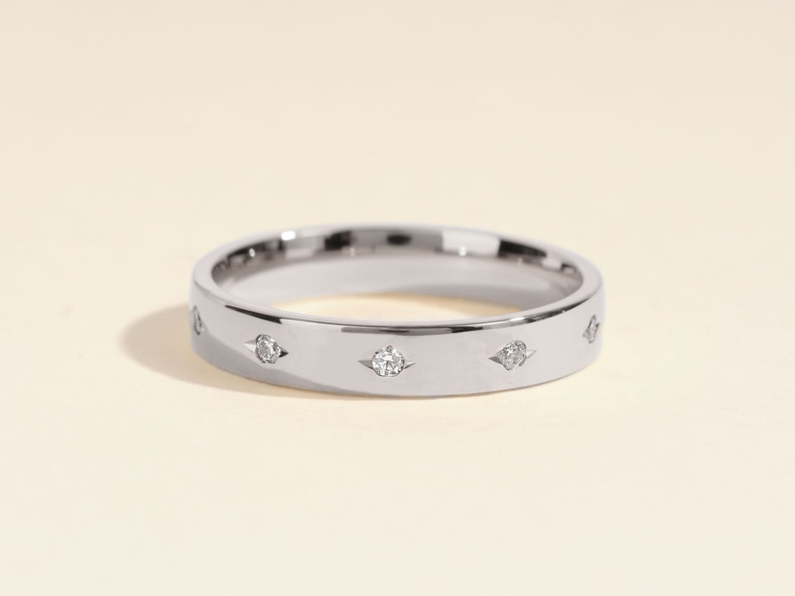 0.25 TCW Flush Set Style Diamond Wedding Band for Men