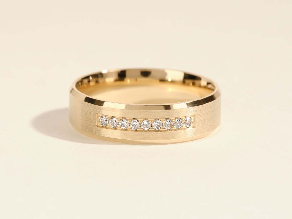 0.15 CT Round Cut Moissanite Nine-Stone Men's Wedding Band