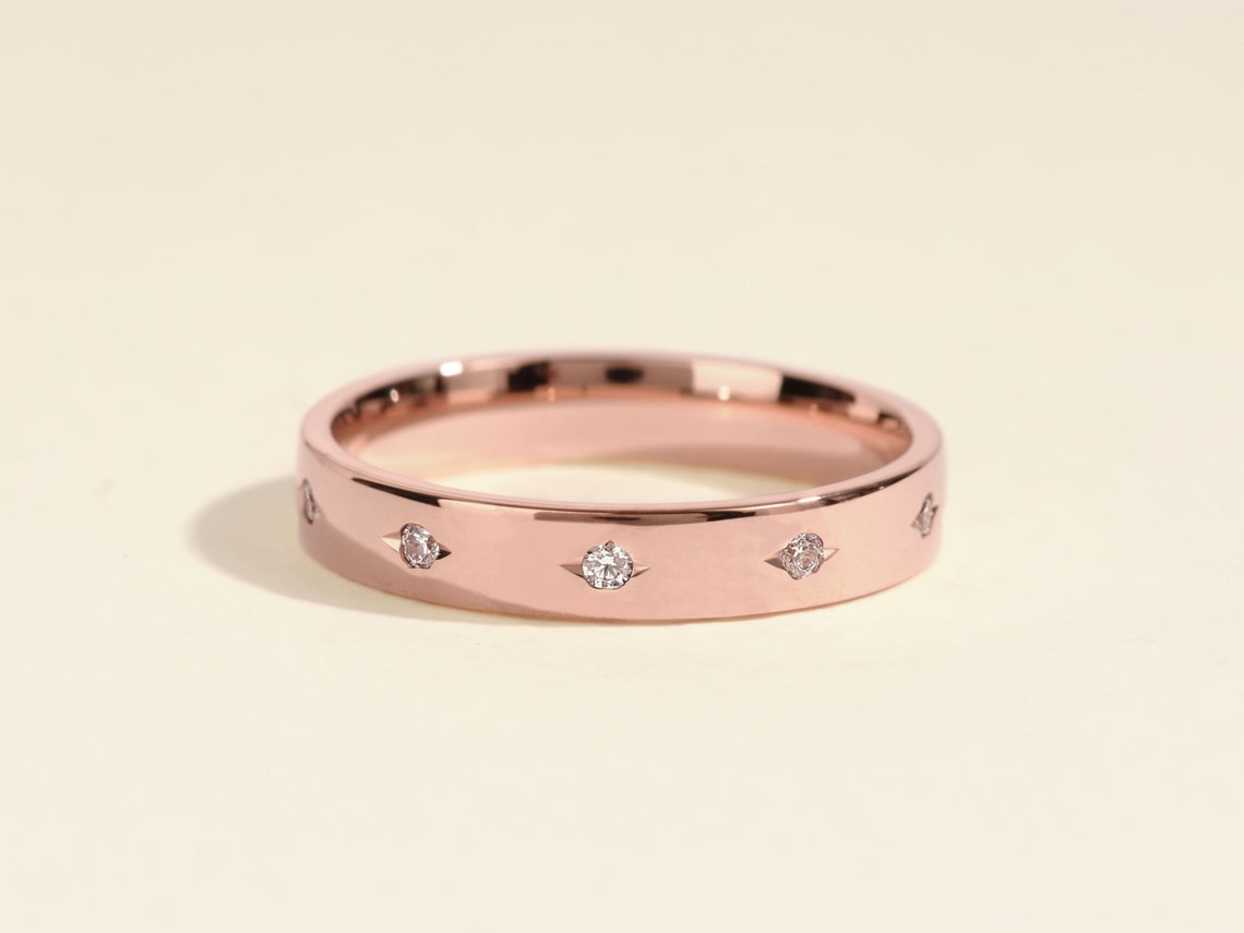 0.25 TCW Flush Set Style Diamond Wedding Band for Men