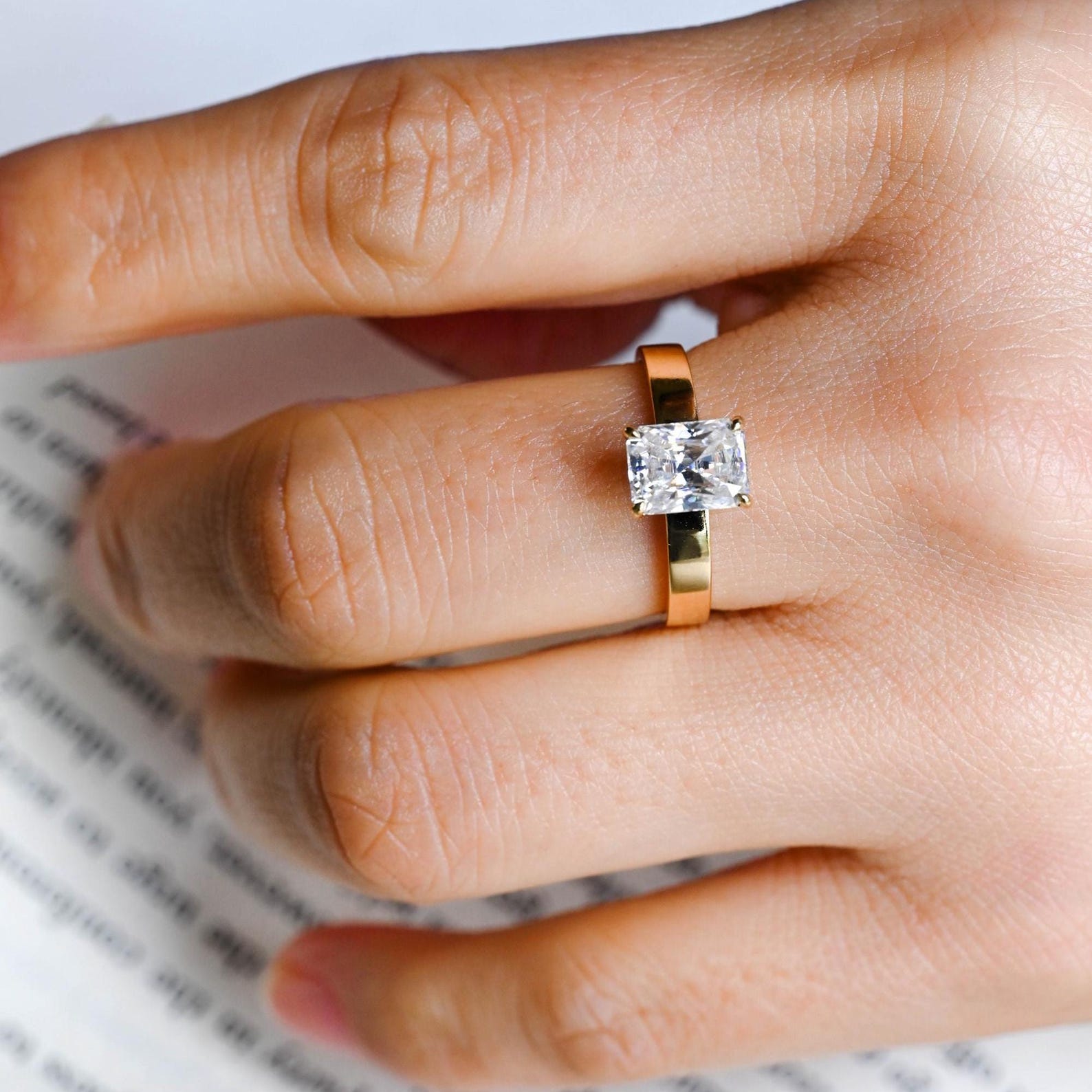Solid Gold Radiant Moissanite Engagement Ring, Solitaire Ring, Aniversary Gift for Her,