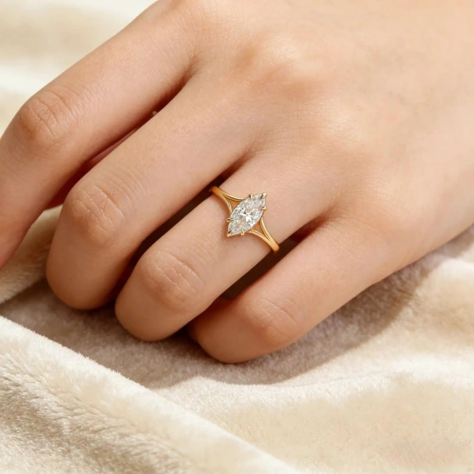 Marquise Moissanite Engagement Ring, Minimalist Split Shank Ring, Gold Solitaire Wedding Ring, Elegant Promise Ring for Women