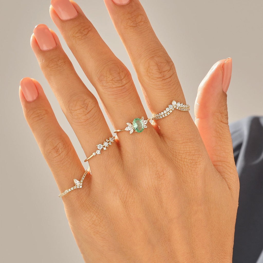 0.50 TCW Round Moissanite Curved Wedding Band