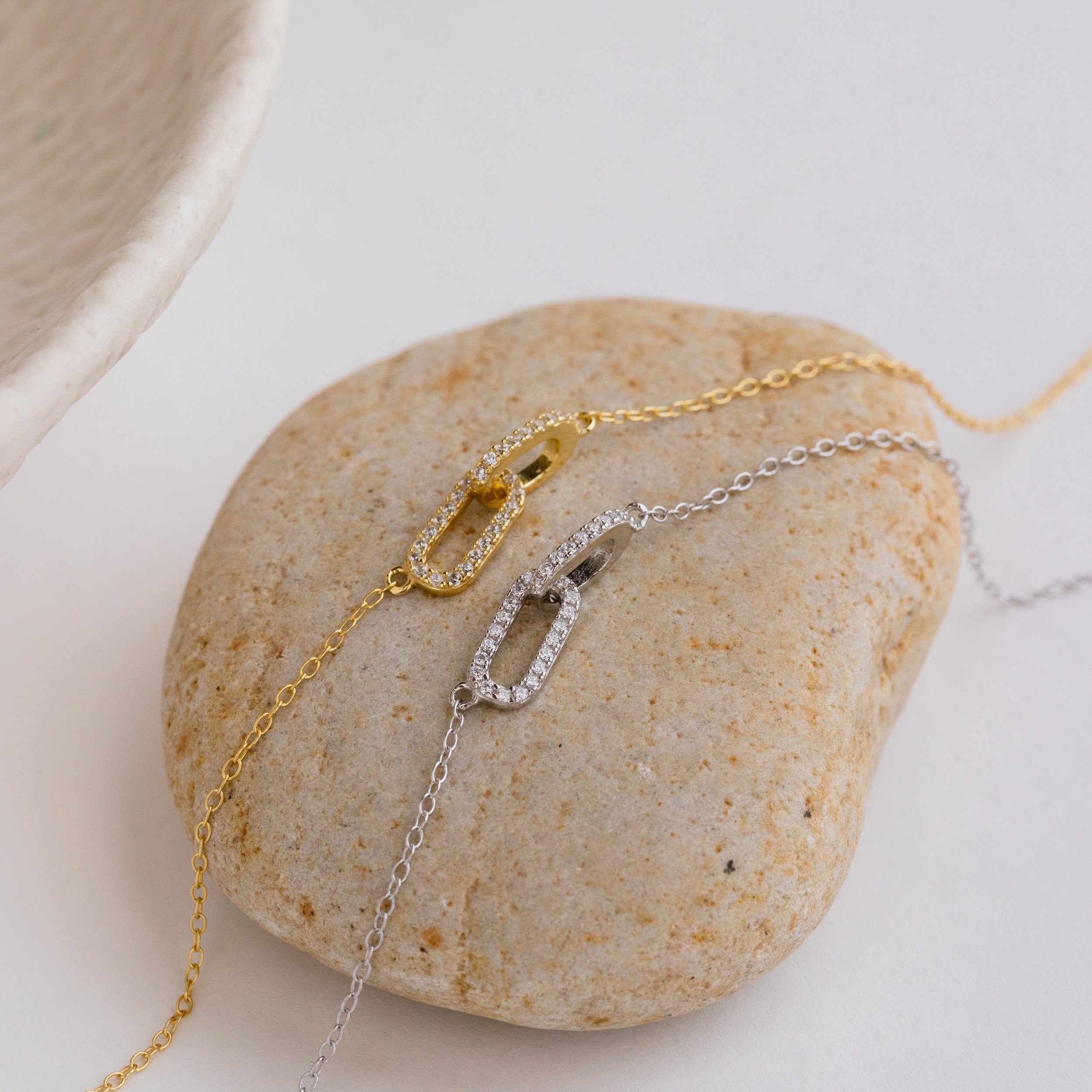0.20 TCW Round Moissanite Linked Pendant Necklace