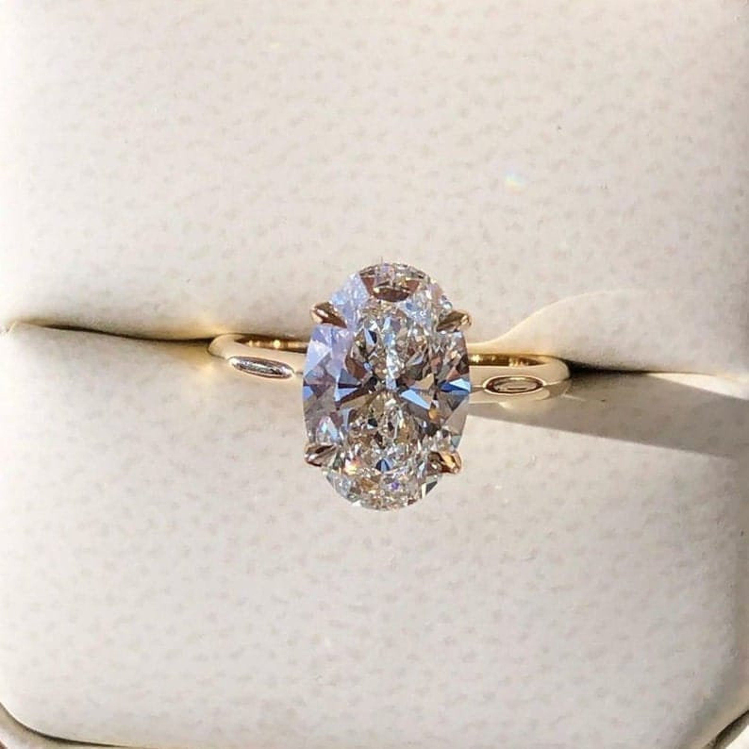 2.0 CT Oval Moissanite Solitaire Style Ring