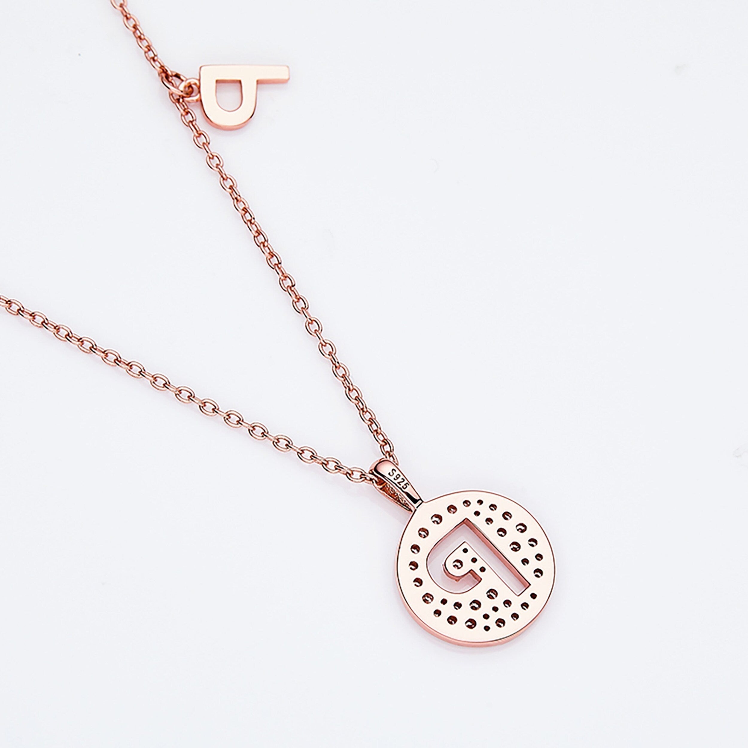 Customized "P" Letter Moissanite Diamond Necklace