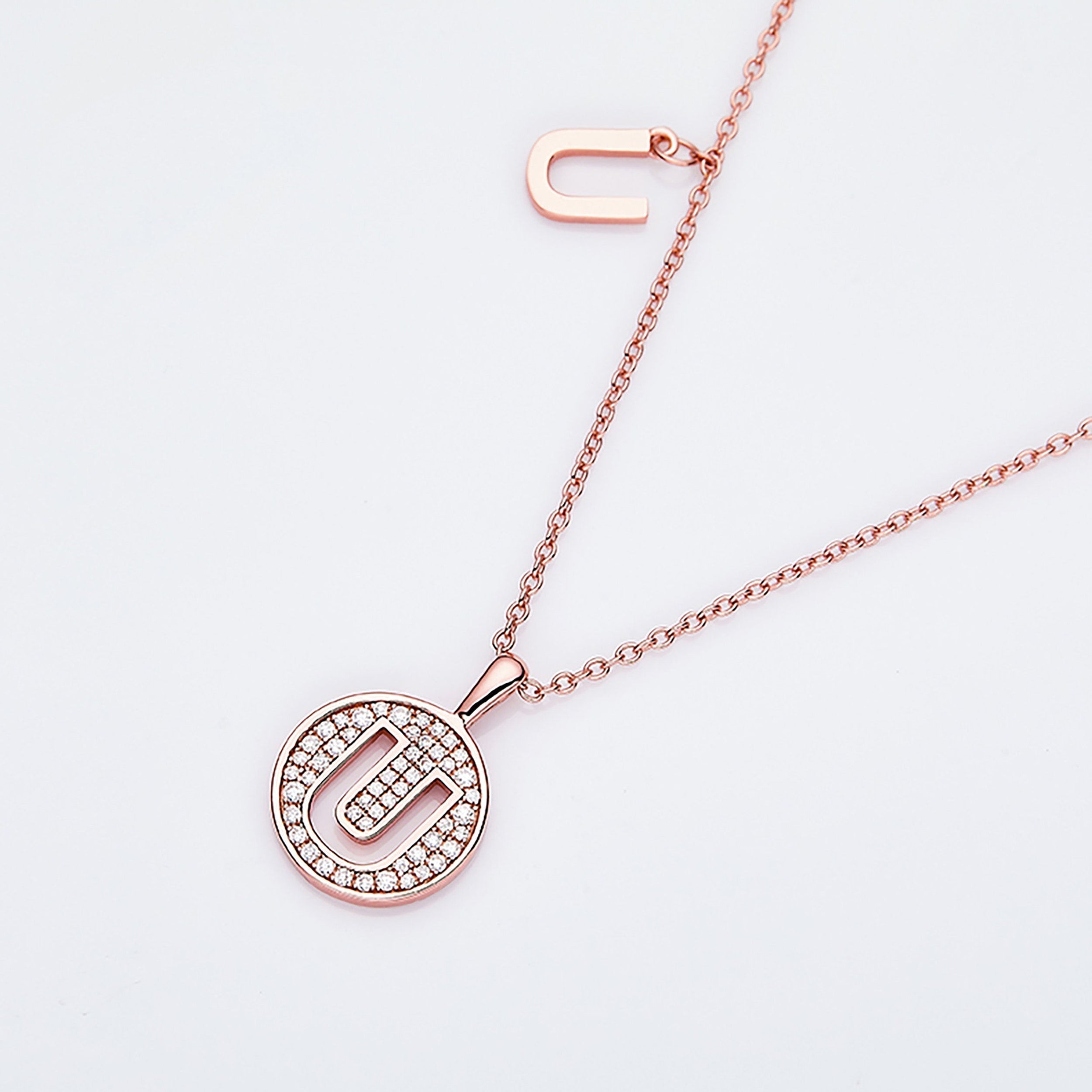 Customized "U" Letter Moissanite Diamond Necklace