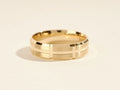 Grooved Block Detailed Setting Men's Wedding Band