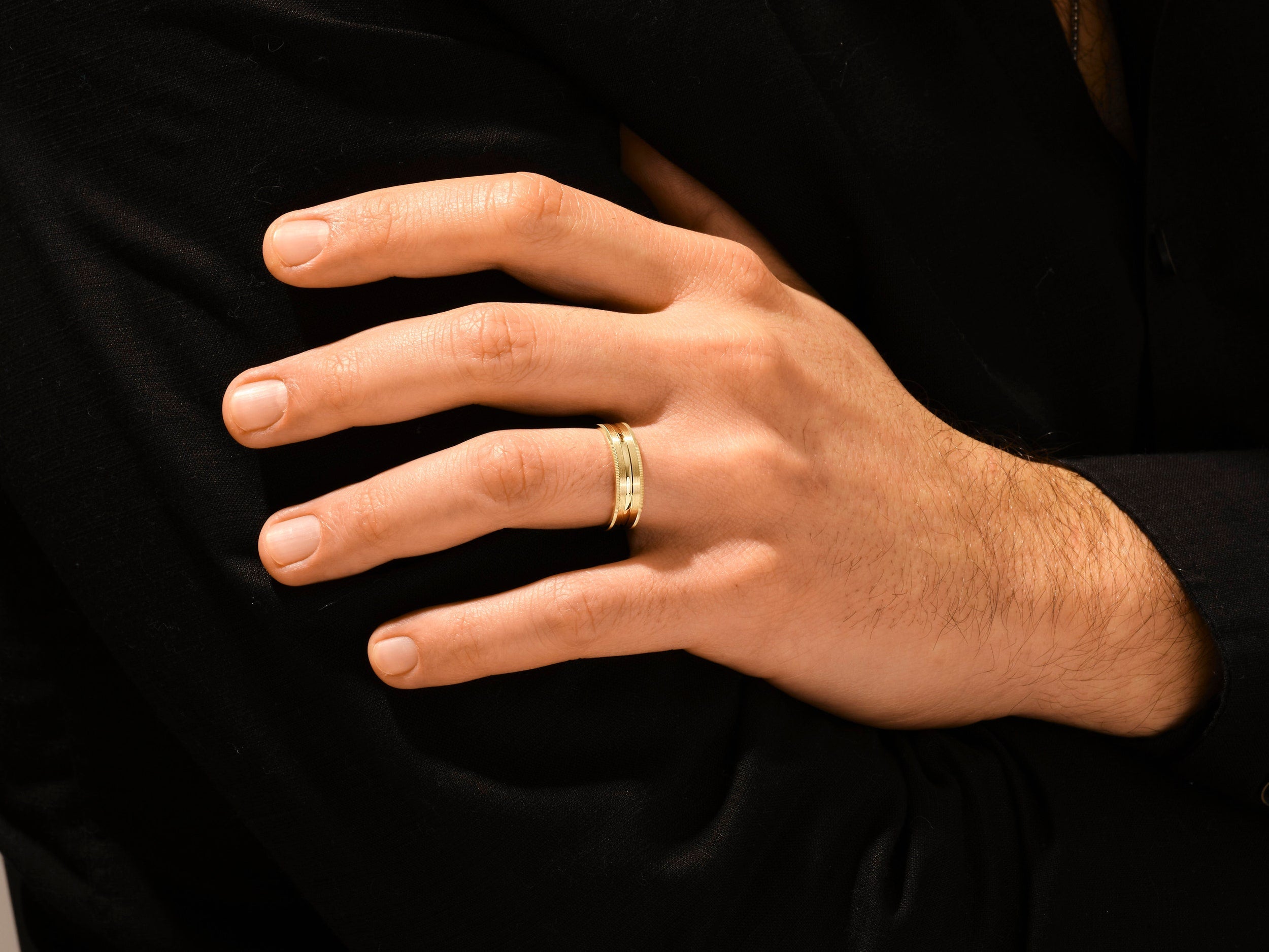 Matte Finish With A Beveled Men's Wedding Band