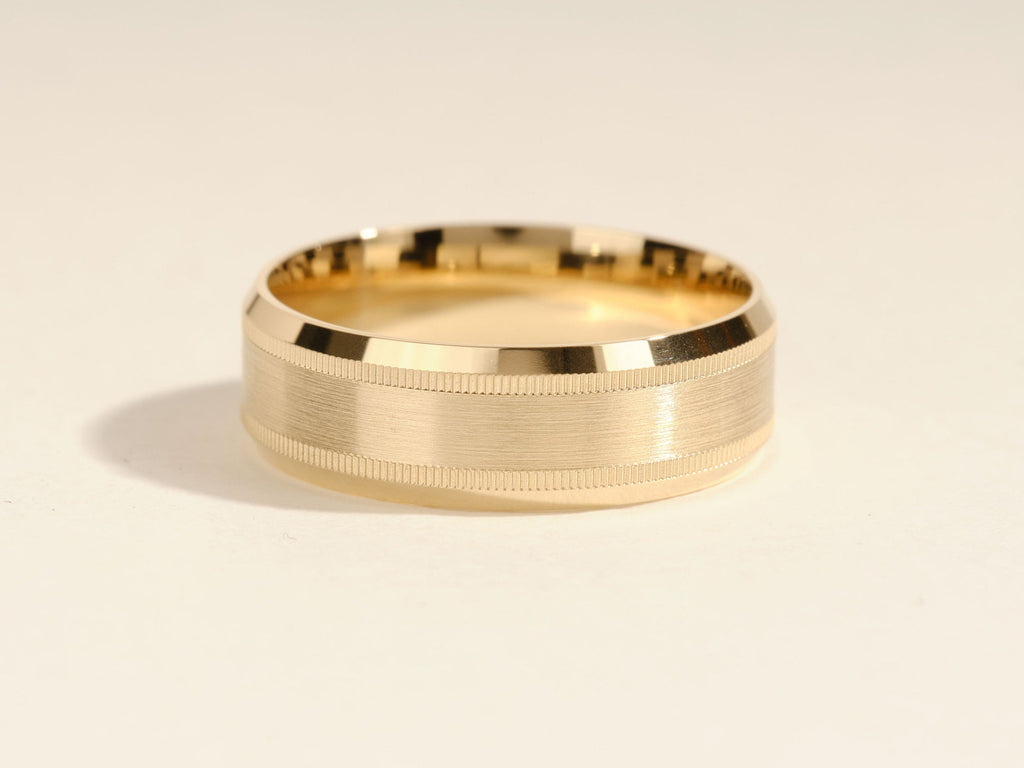 Milgrain and Beveled Edge Solid Gold Men's Wedding Band