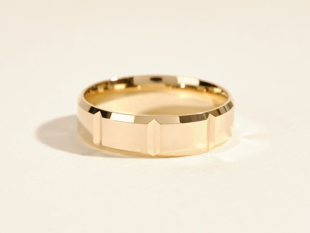 Block Design Men's Gold Wedding Band