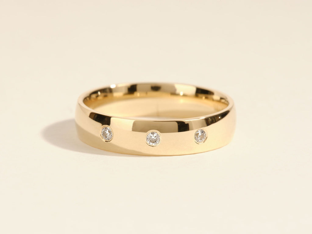 0.15 CT Round Cut Moissanite Three-Stone Men's Wedding Band