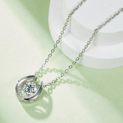 Sublime Radiance: 5mm Round Moissanite Necklace in 0.5ct