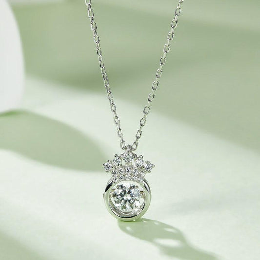 0.5ct 5mm Round Brilliant Moissanite Elegance: A Necklace to Remember