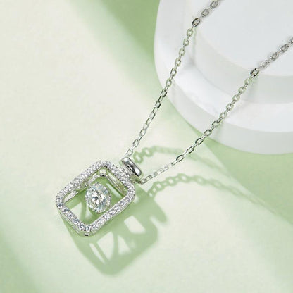 Shimmerig Brilliance: 0.5ct Moissanite Pendant | Fine jewelry | Elegant design