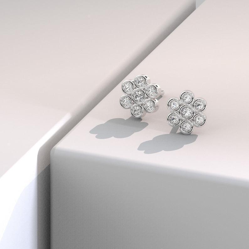 Brilliant round cut Diamond Flower Stud Earrings