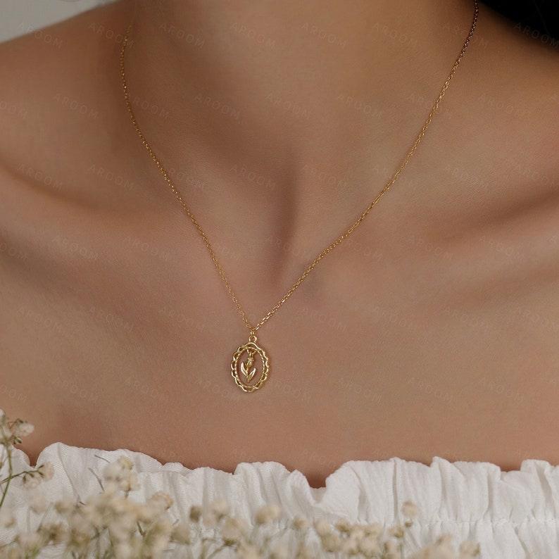 Delicate Flower Tulip Pendant Necklace