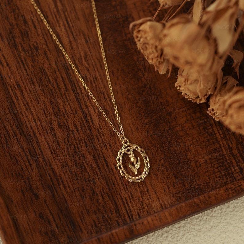 Delicate Flower Tulip Pendant Necklace