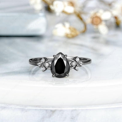 Minimalist Pear Black Moissanite Engagement Ring Set