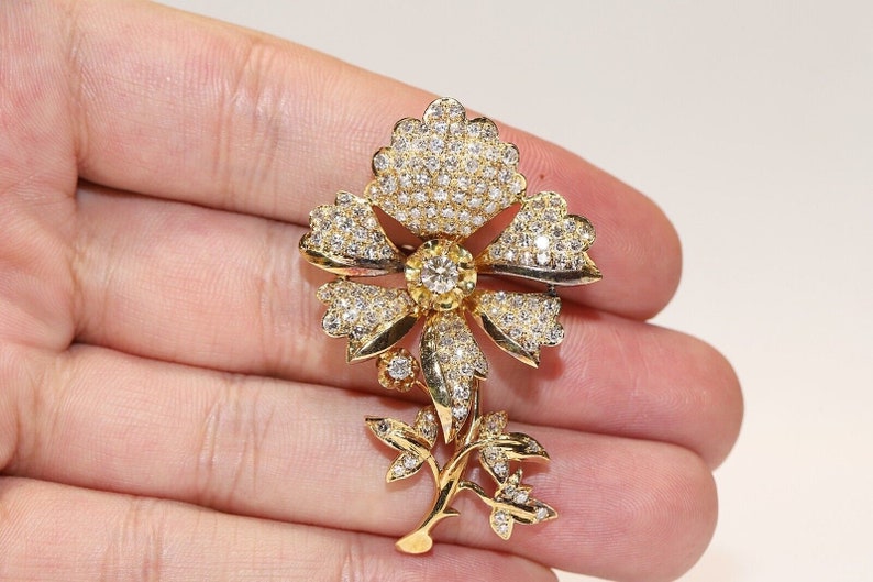 Vintage Gold Natural Diamond Pretty Flowers Brooch garden brooch