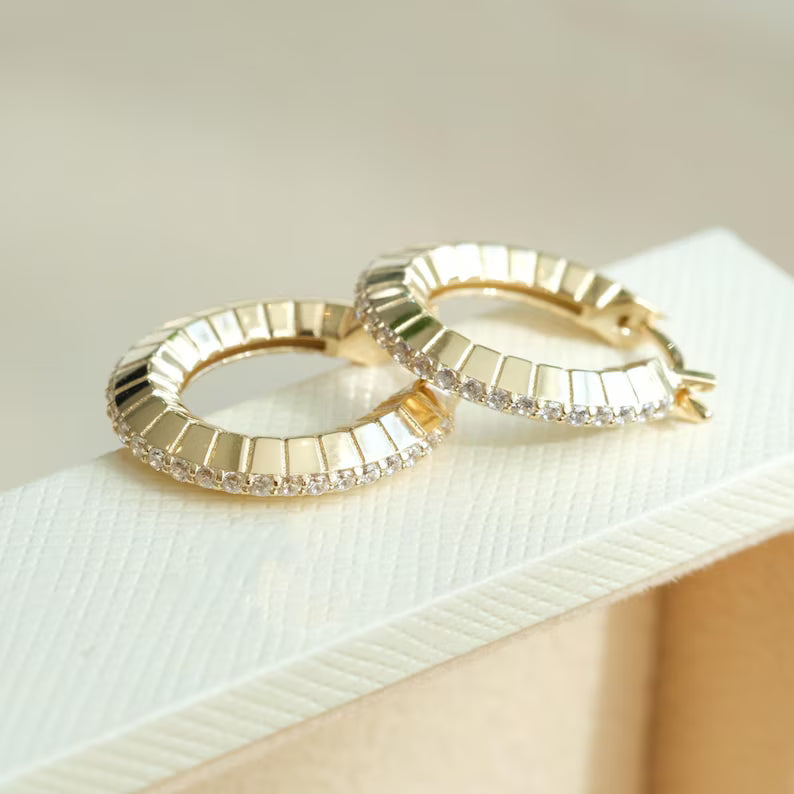 0.25 TCW Round Moissanite Diamond Crystal Hoop Earring