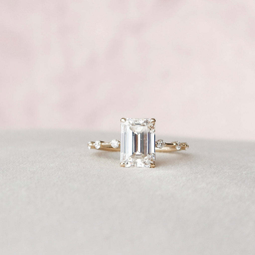 3.0CT Emerald Moissanite Solitaire Dainty Style Engagement Ring