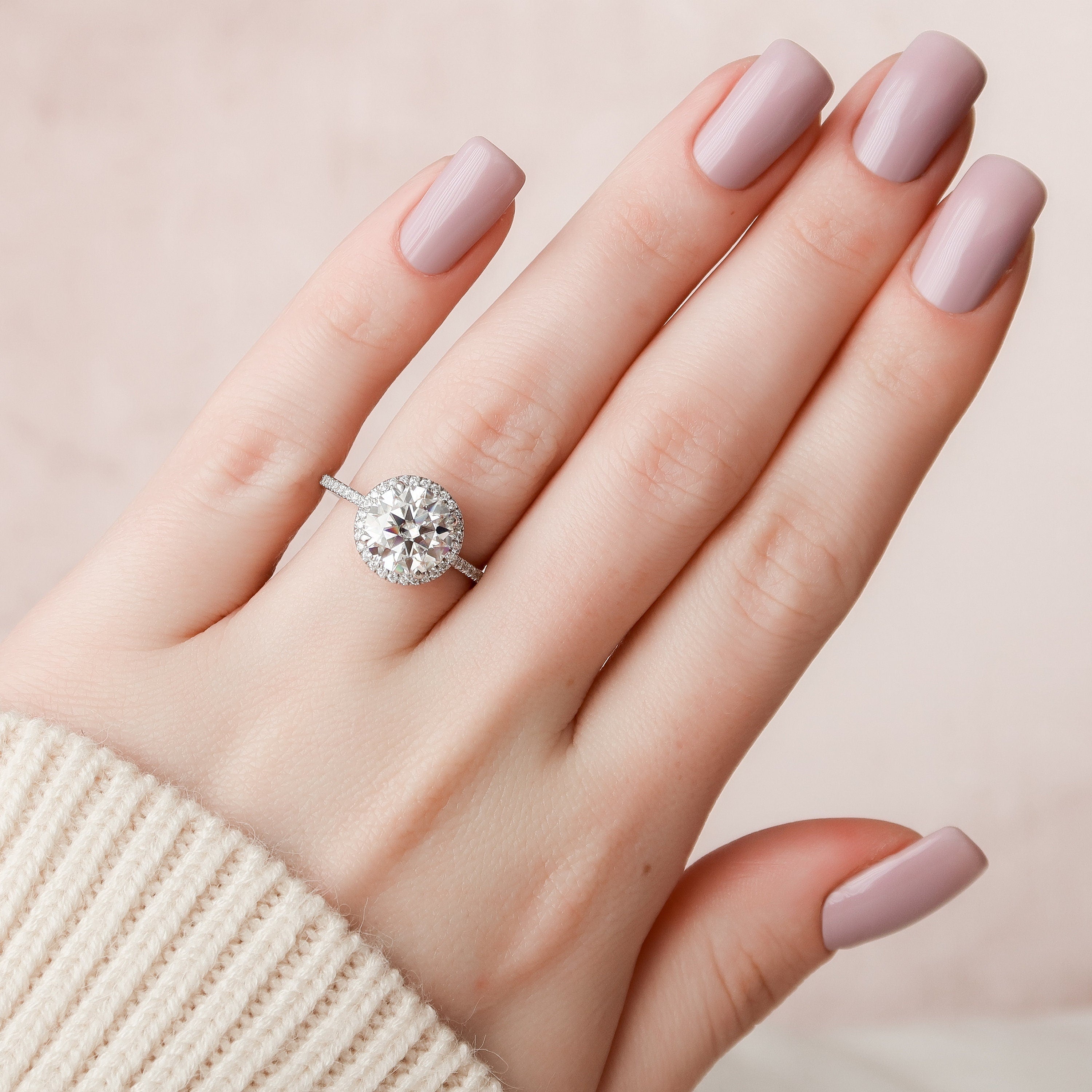 3.0 CT Round Moissanite Halo Setting Engagement Ring Secondary image