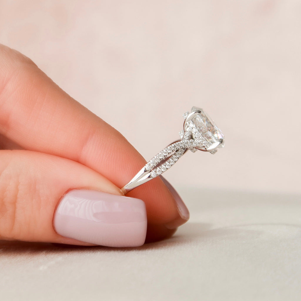 3.0 CT Oval Moissanite Split Shank Style Engagement Ring