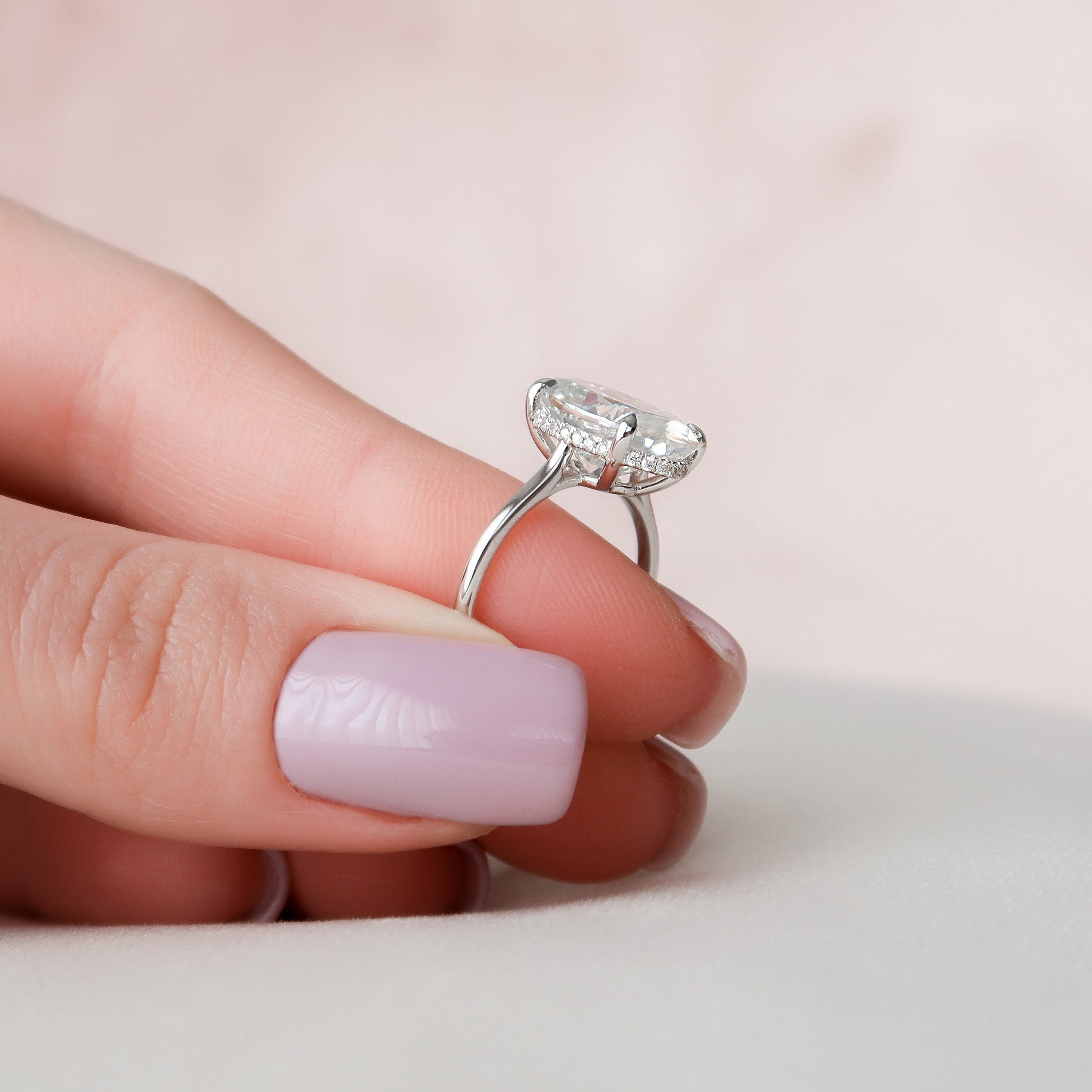 5.0 CT Oval Moissanite Solitaire Hidden Halo Setting Engagement Ring