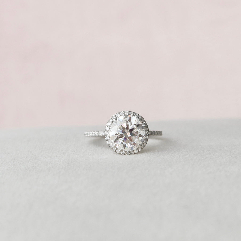 3.0 CT Round Moissanite Halo Setting Engagement Ring