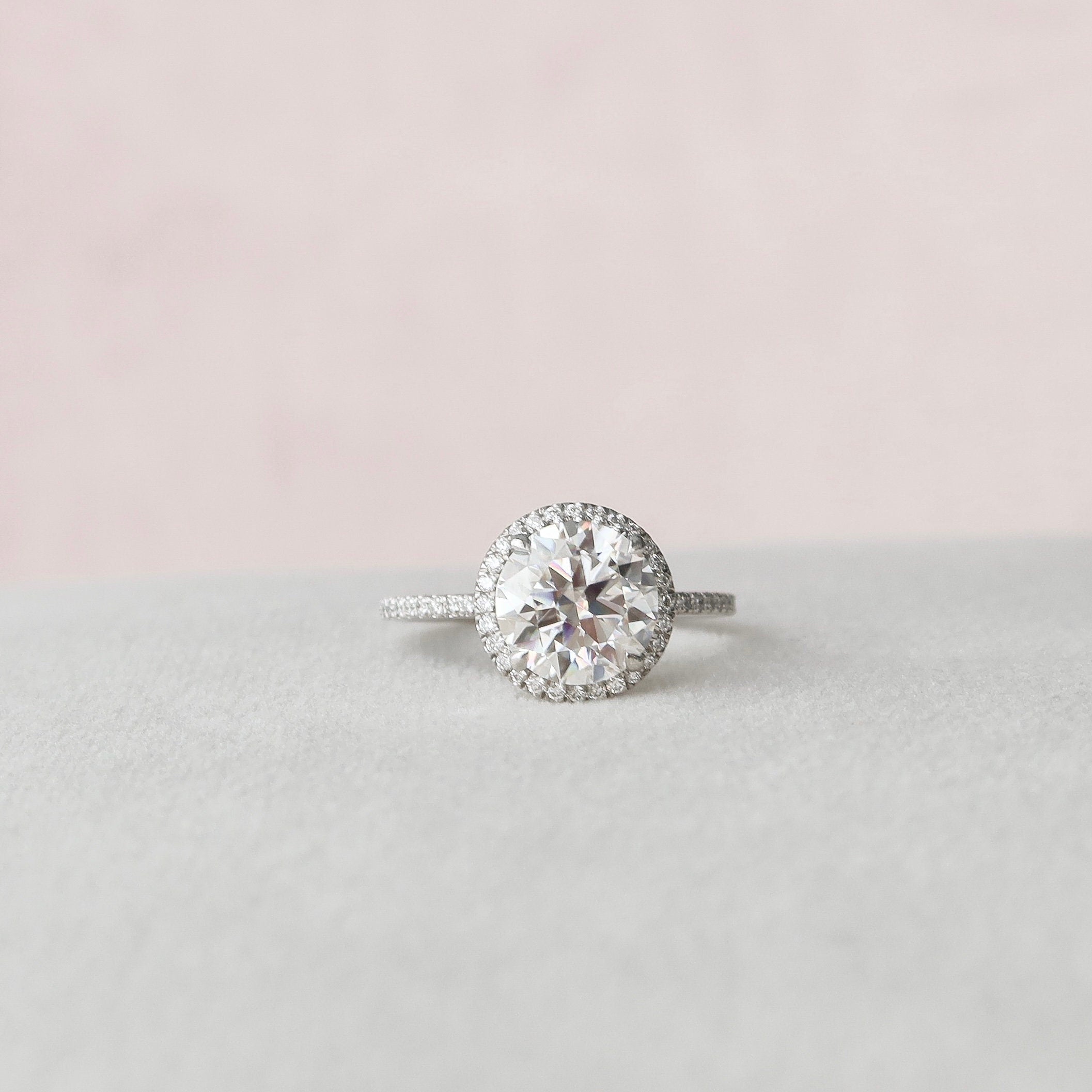 3.0 CT Round Moissanite Halo Setting Engagement Ring