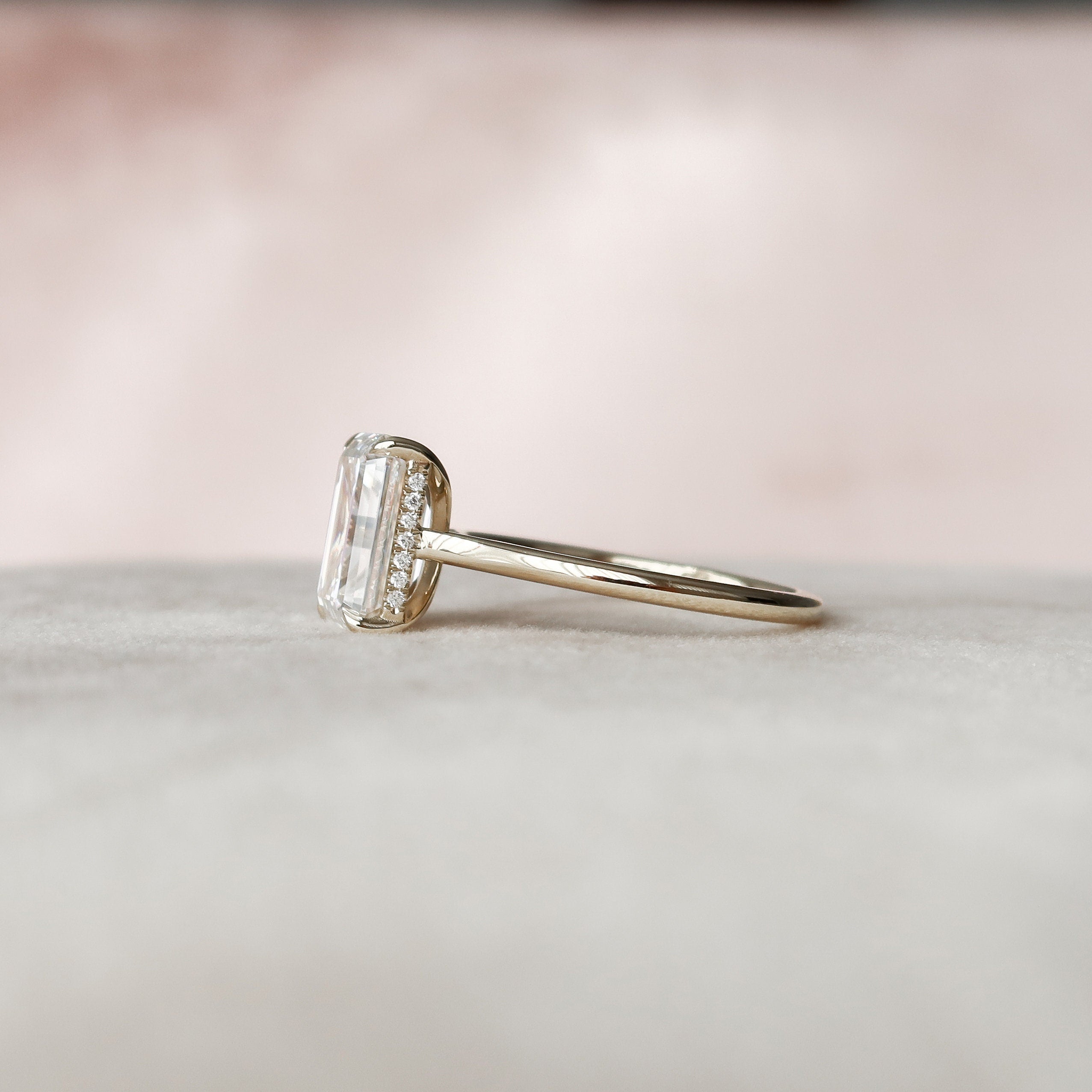 4.0 CT Emerald Moissanite Hidden Halo Setting Engagement Ring