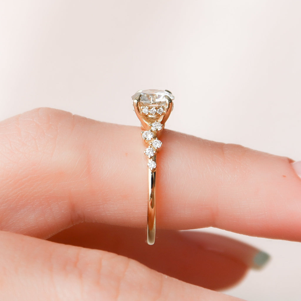 1.0 CT Round Cut Moissanite Cluster Style Engagement Ring