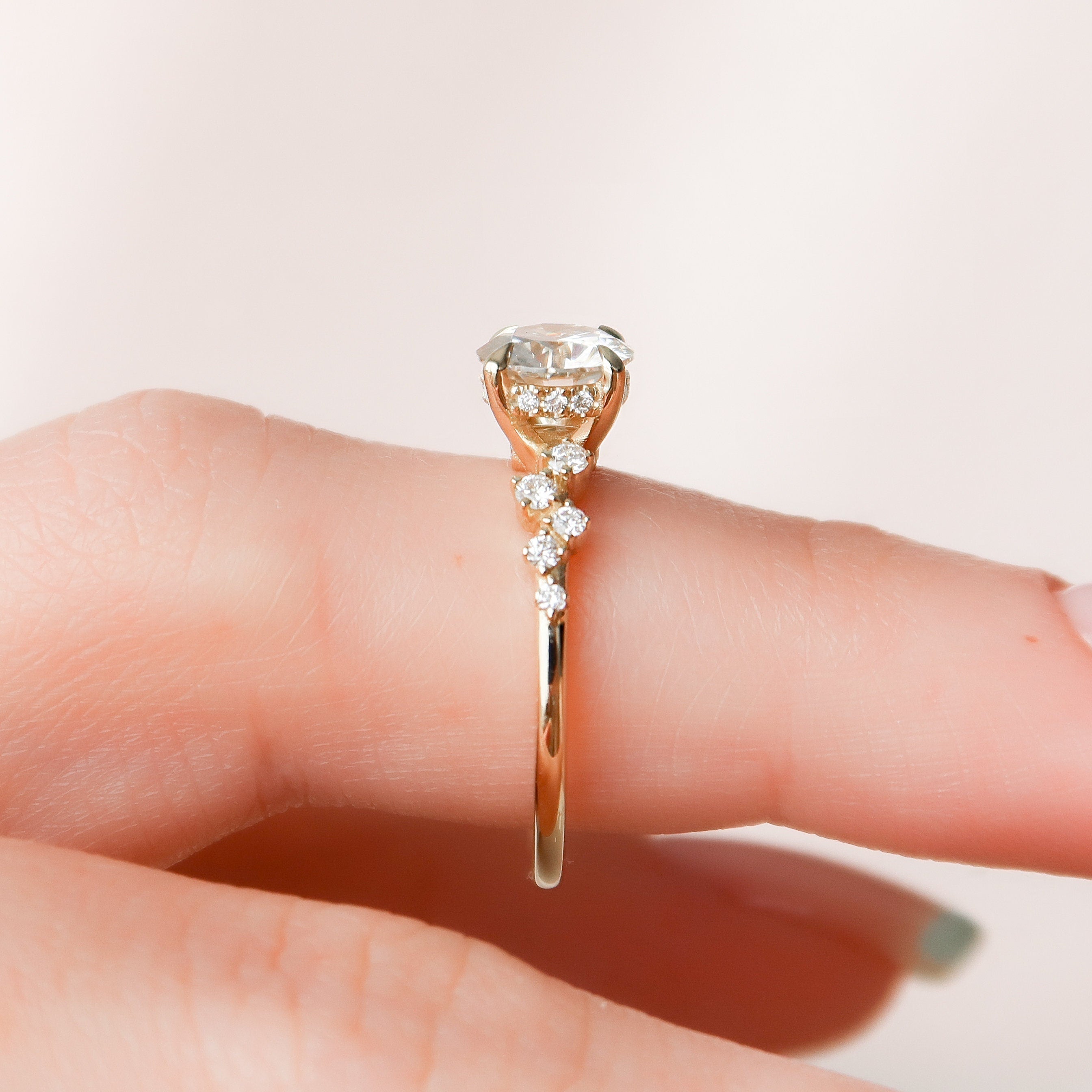 1.0 CT Round Cut Moissanite Cluster Style Engagement Ring