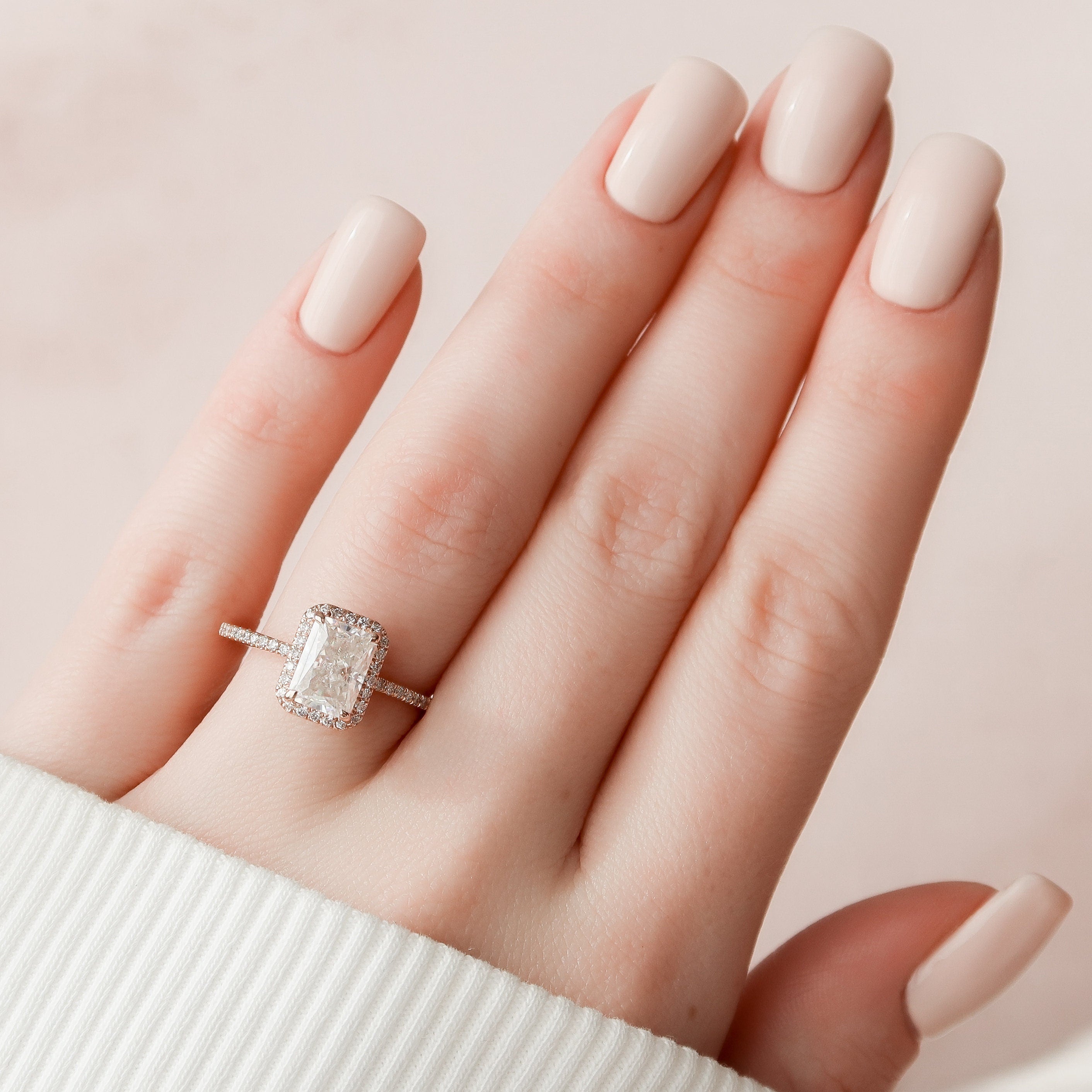 2.0 CT Radiant Cut Moissanite Halo Engagement Ring