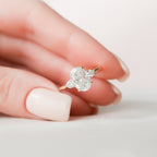 2.0 CT Oval Cut Three Stone Moissanite Engagement Ring