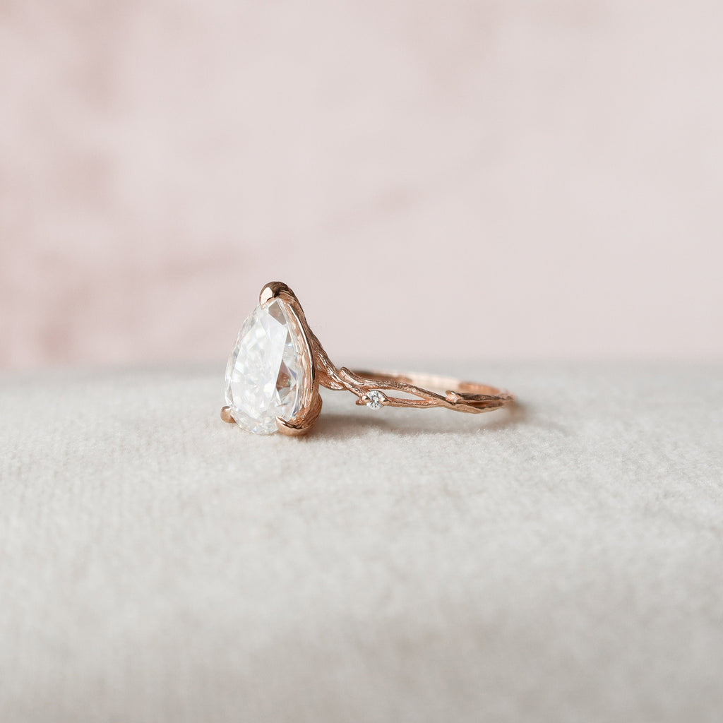 2.0 CT Pear Moissanite Nature Inspired Twig Style Engagement Ring