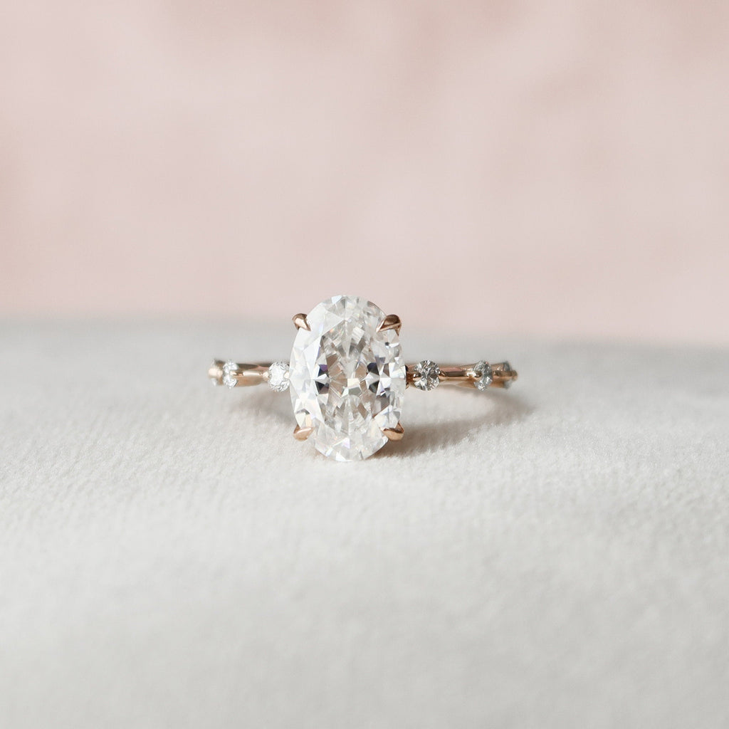 2.0 CT Oval Cut Moissanite Dainty Style Engagement Ring