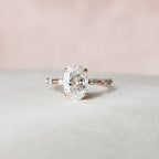 2.0 CT Oval Cut Moissanite Dainty Style Engagement Ring