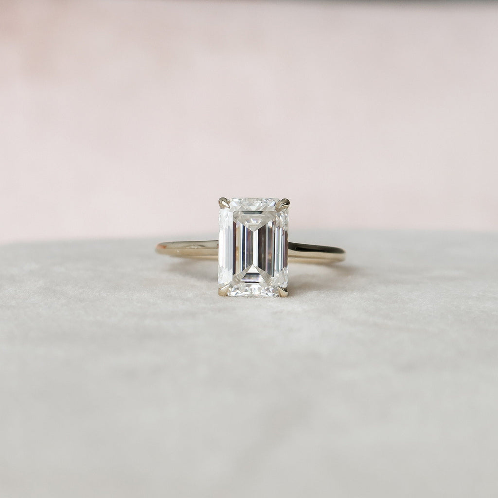 4.0 CT Emerald Moissanite Hidden Halo Setting Engagement Ring