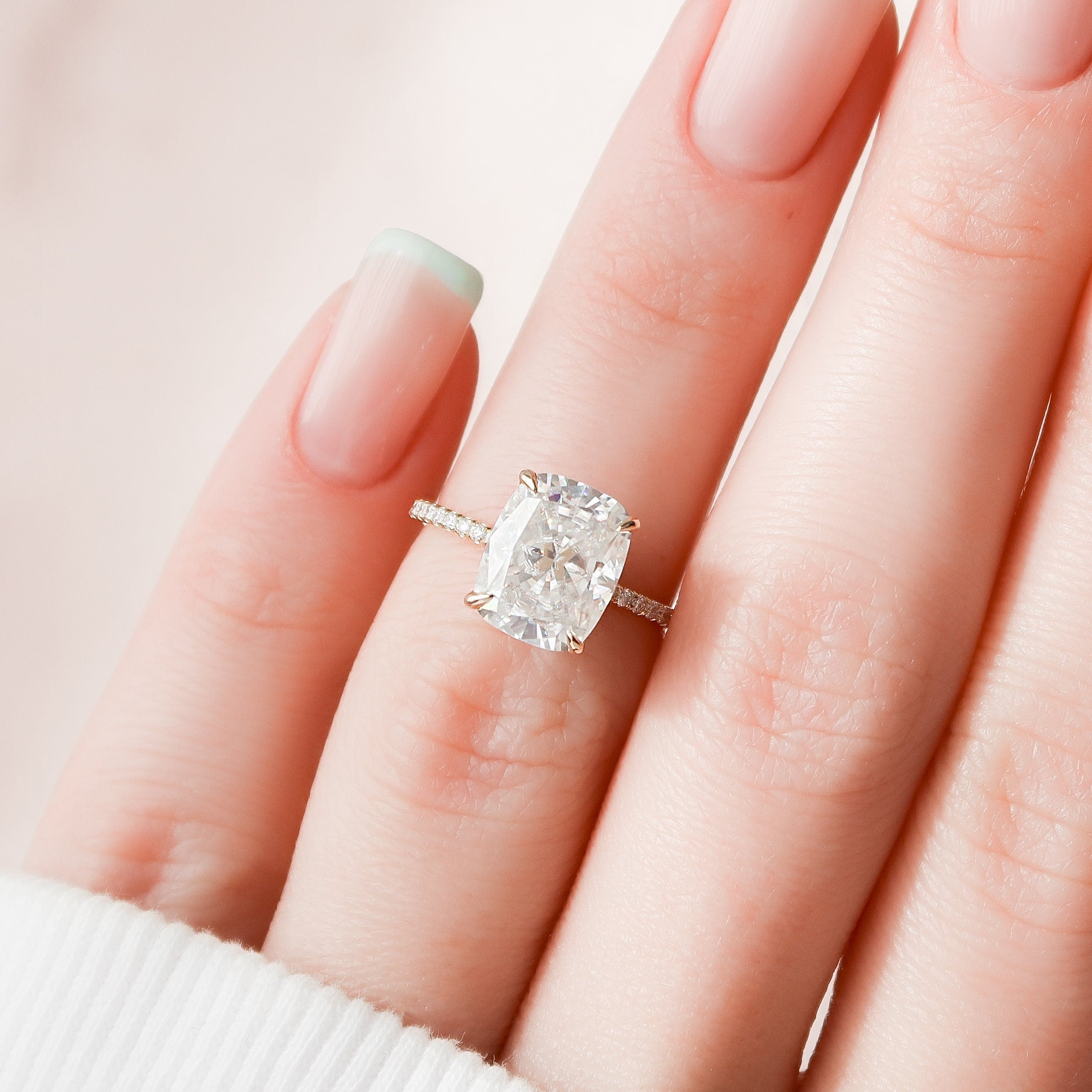 4.0 CT Cushion Moissanite Pave Setting Engagement Ring