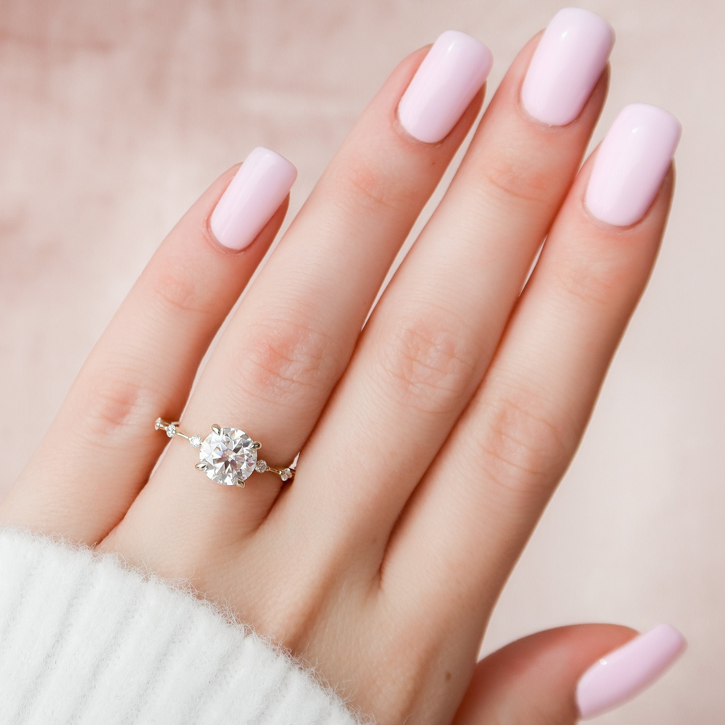 2.0 CT Round Moissanite Dainty Style Engagement Ring