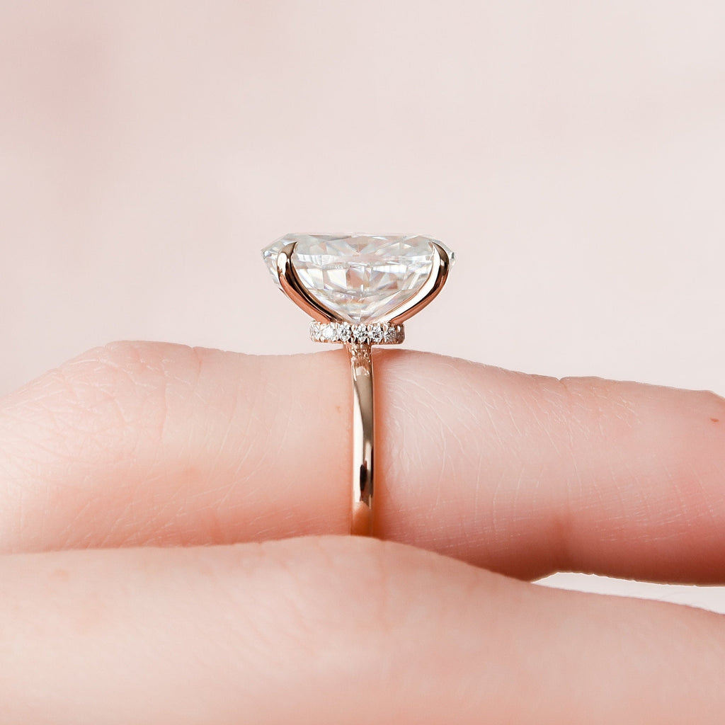 4.0 CT Oval Moissanite Hidden Halo Setting Engagement Ring