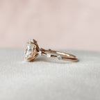 2.0 CT Oval Cut Moissanite Dainty Style Engagement Ring
