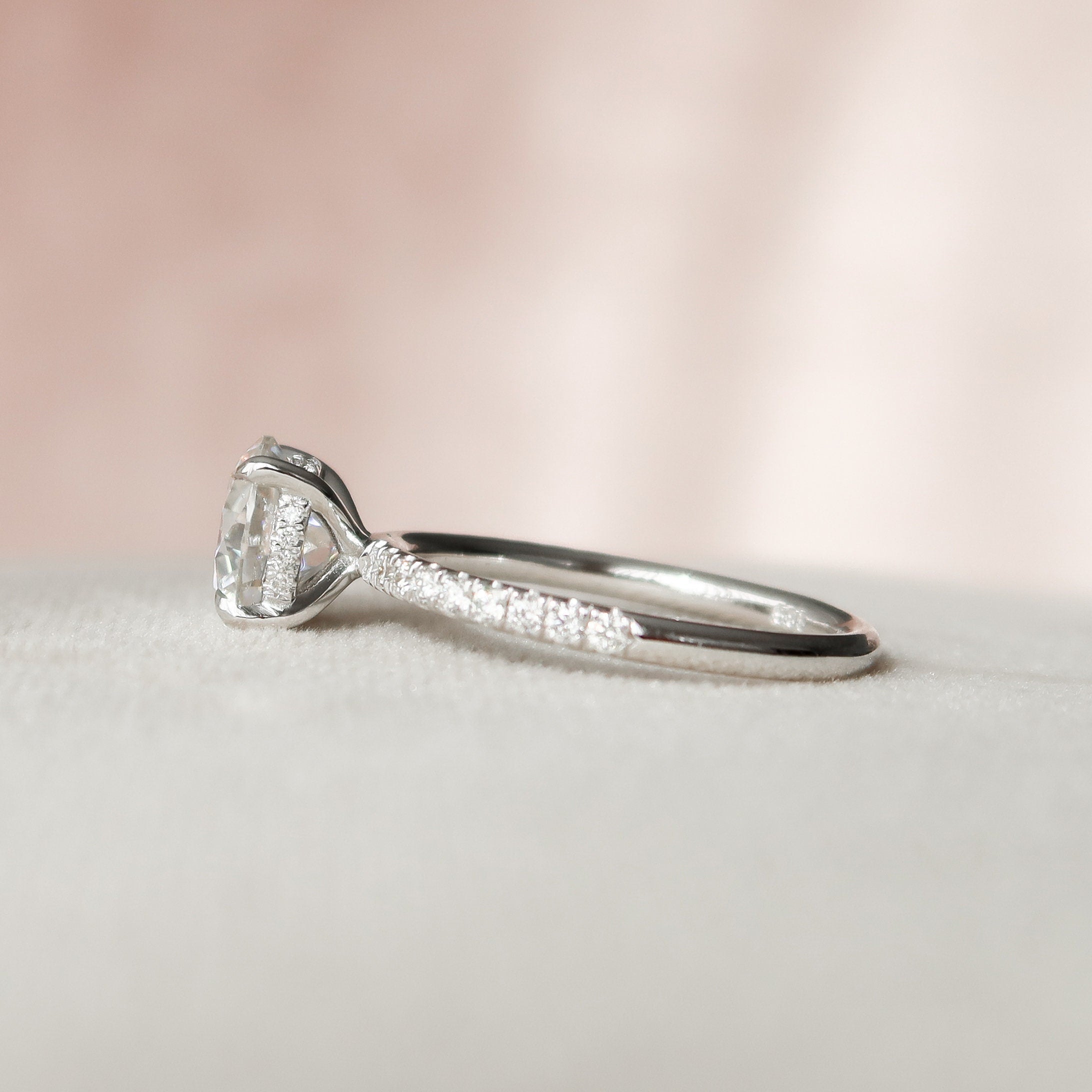 2.0 CT Round Moissanite Pave Setting Engagement Ring